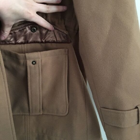 d & co jacket with faux fur hood | Size Medium - Picture 5 of 11